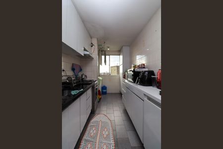 Cozinha de apartamento à venda com 2 quartos, 60m² em Campo Limpo, São Paulo