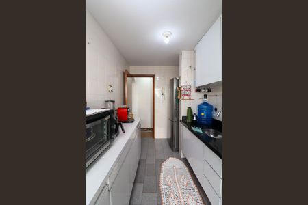 Cozinha de apartamento à venda com 2 quartos, 60m² em Campo Limpo, São Paulo