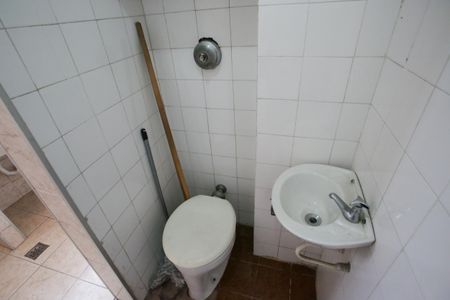 Apartamento à venda com 75m², 2 quartos e 1 vagaBanheiro de Serviço
