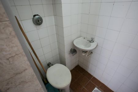 Apartamento à venda com 75m², 2 quartos e 1 vagaBanheiro de Serviço