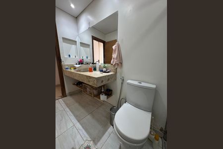 Casa à venda com 400m², 5 quartos e 2 vagas Casa à venda com 400m², 5 quartos e 2 vagasBanheiro 1
