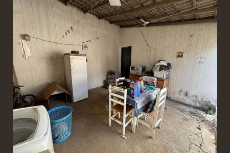 Casa à venda com 400m², 5 quartos e 2 vagas Casa à venda com 400m², 5 quartos e 2 vagasÁrea de Serviço