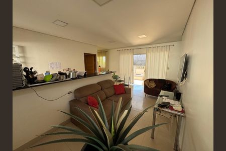 Casa à venda com 400m², 5 quartos e 2 vagas Casa à venda com 400m², 5 quartos e 2 vagasSala 1