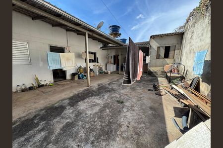 Casa à venda com 400m², 5 quartos e 2 vagas Casa à venda com 400m², 5 quartos e 2 vagasQuintal