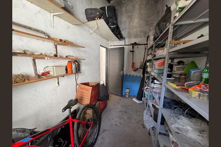 Casa à venda com 400m², 5 quartos e 2 vagas Casa à venda com 400m², 5 quartos e 2 vagasDespensa