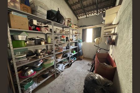Casa à venda com 400m², 5 quartos e 2 vagas Casa à venda com 400m², 5 quartos e 2 vagasDespensa