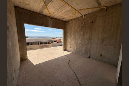 Casa à venda com 400m², 5 quartos e 2 vagas Casa à venda com 400m², 5 quartos e 2 vagasSuíte 2