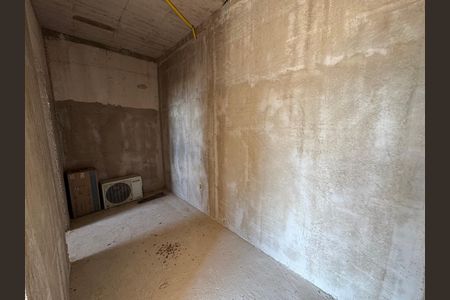 Casa à venda com 400m², 5 quartos e 2 vagas Casa à venda com 400m², 5 quartos e 2 vagasCloset da suíte 2