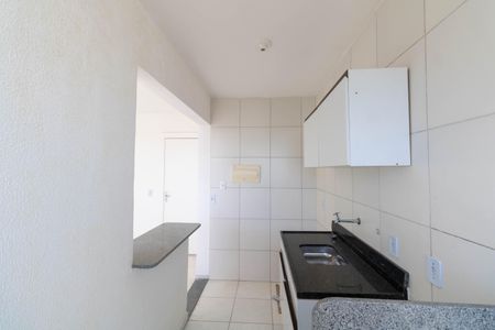 Apartamento à venda com 45m², 2 quartos e 1 vaga Apartamento à venda com 45m², 2 quartos e 1 vagaCozinha e Área de Serviço
