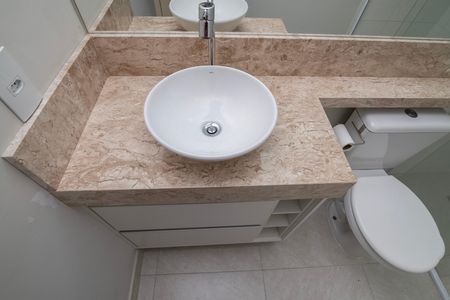 Apartamento para alugar com 62m², 2 quartos e 1 vaga Apartamento para alugar com 62m², 2 quartos e 1 vagaBanheiro Social