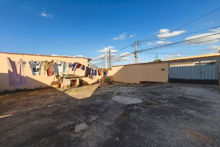 Quintal - Garagem de casa à venda com 2 quartos, 166m² em Vila Aeroporto, Campinas