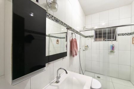 Banheiro de casa à venda com 2 quartos, 166m² em Vila Aeroporto, Campinas