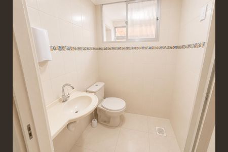 Apartamento à venda com 80m², 4 quartos e sem vaga Apartamento à venda com 80m², 4 quartos e sem vagaBanheiro