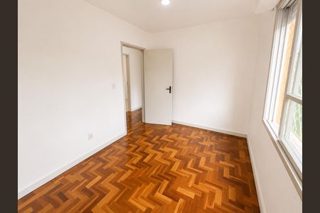 Apartamento à venda com 80m², 4 quartos e sem vaga Apartamento à venda com 80m², 4 quartos e sem vagaQuarto