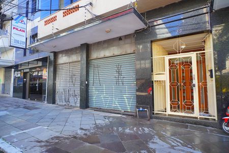 Apartamento à venda com 68m², 2 quartos e sem vaga Apartamento à venda com 68m², 2 quartos e sem vagaFachada
