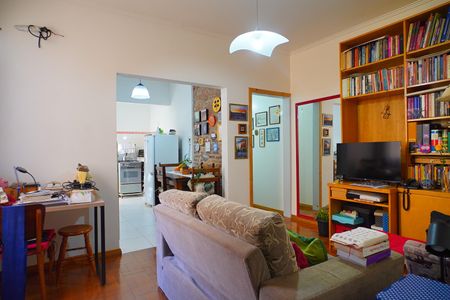 Apartamento à venda com 68m², 2 quartos e sem vaga Apartamento à venda com 68m², 2 quartos e sem vagaSala