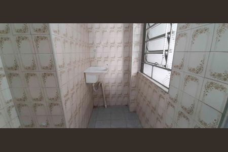 Área de Serviço de casa para alugar com 2 quartos, 150m² em Km 18, Osasco