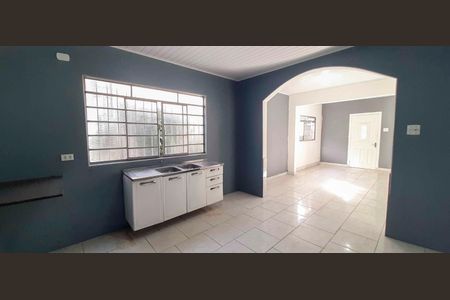 Casa para alugar com 150m², 2 quartos e 1 vaga Casa para alugar com 150m², 2 quartos e 1 vagaCozinha
