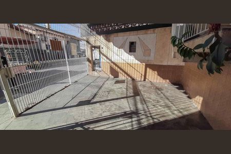 Garagem de casa para alugar com 2 quartos, 150m² em Km 18, Osasco