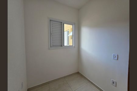 Quarto 2 de apartamento para alugar com 2 quartos, 88m² em Parque Erasmo Assunção, Santo André