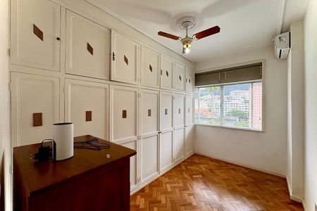 Apartamento para alugar com 90m², 3 quartos e sem vaga