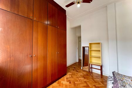 Apartamento para alugar com 90m², 3 quartos e sem vaga