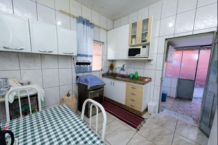 Casa à venda com 480m², 3 quartos e 10 vagas Casa à venda com 480m², 3 quartos e 10 vagasCozinha