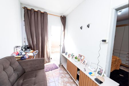 Casa à venda com 480m², 3 quartos e 10 vagas Casa à venda com 480m², 3 quartos e 10 vagasSala 2