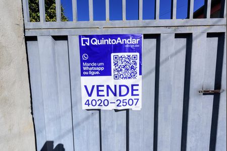 Casa à venda com 480m², 3 quartos e 10 vagas Casa à venda com 480m², 3 quartos e 10 vagasPlaca instalada com o Código RXDE-90
