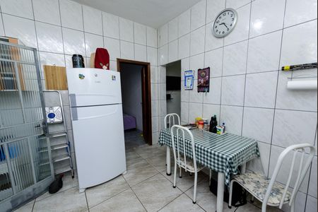 Casa à venda com 480m², 3 quartos e 10 vagas Casa à venda com 480m², 3 quartos e 10 vagasCozinha