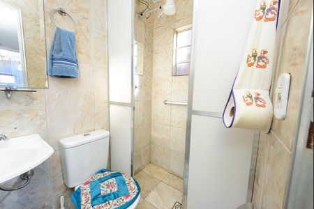 Casa à venda com 480m², 3 quartos e 10 vagas Casa à venda com 480m², 3 quartos e 10 vagasBanheiro 2
