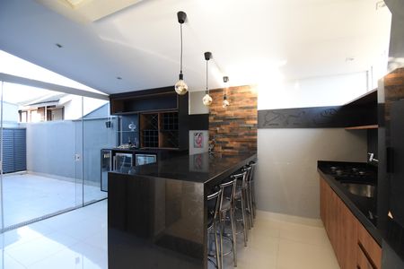 Casa de condomínio para alugar com 190m², 3 quartos e 4 vagasÁrea gourmet
