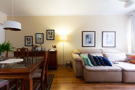 Apartamento à venda com 112m², 3 quartos e 1 vaga Apartamento à venda com 112m², 3 quartos e 1 vagaSala