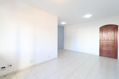 Sala de apartamento à venda com 2 quartos, 63m² em Vila Anglo Brasileira, São Paulo