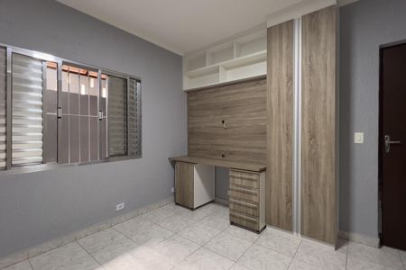 Casa à venda com 140m², 2 quartos e 8 vagasQuarto 1