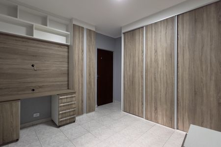 Casa à venda com 140m², 2 quartos e 8 vagasQuarto 1
