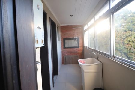 Apartamento para alugar com 122m², 2 quartos e 1 vagaÁrea de Serviço