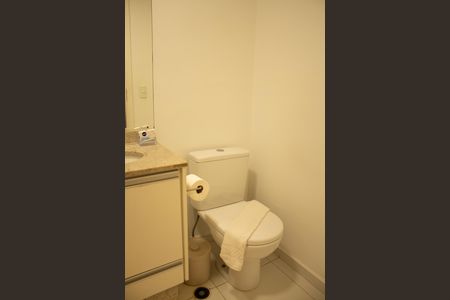 Apartamento à venda com 66m², 2 quartos e 1 vaga Apartamento à venda com 66m², 2 quartos e 1 vagaBanheiro