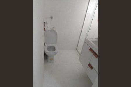 Apartamento à venda com 28m², 1 quarto e sem vaga Apartamento à venda com 28m², 1 quarto e sem vagaBanheiro