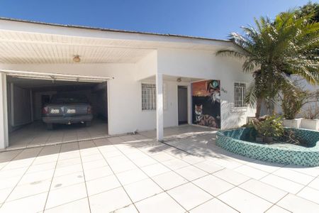 Casa para alugar com 145m², 3 quartos e 2 vagas Casa para alugar com 145m², 3 quartos e 2 vagasFachada