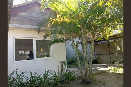 Casa à venda com 100m², 1 quarto e 1 vagaÁrea externa 
