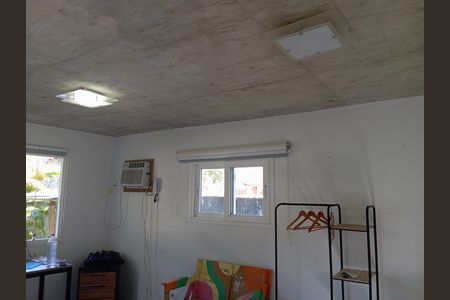 Sala de casa à venda com 1 quarto, 100m² em Barra da Tijuca, Rio de Janeiro