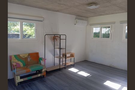 Casa à venda com 100m², 1 quarto e 1 vagaSala