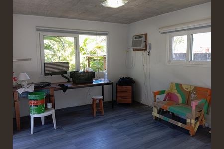 Casa à venda com 100m², 1 quarto e 1 vagaSala