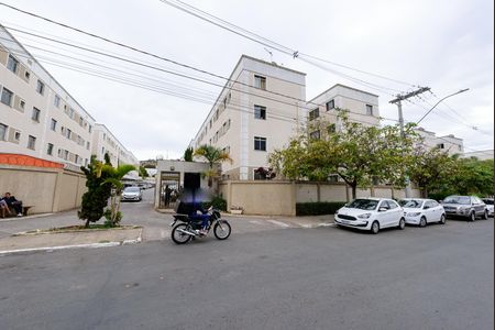 Apartamento para alugar com 48m², 2 quartos e 1 vaga Apartamento para alugar com 48m², 2 quartos e 1 vagaFachada e portaria