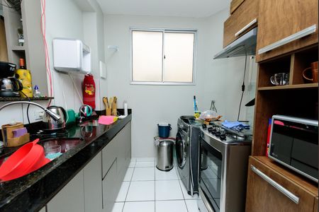 Apartamento para alugar com 48m², 2 quartos e 1 vaga Apartamento para alugar com 48m², 2 quartos e 1 vagaCozinha e Área de Serviço