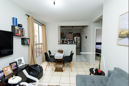 Sala de apartamento para alugar com 2 quartos, 48m² em Santa Maria, Contagem