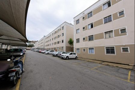 Fachada do bloco de apartamento para alugar com 2 quartos, 48m² em Santa Maria, Contagem