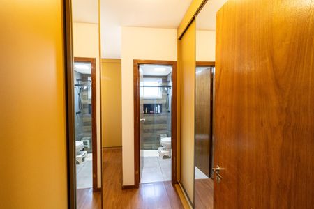 Apartamento à venda com 100m², 3 quartos e 1 vagaSuíte