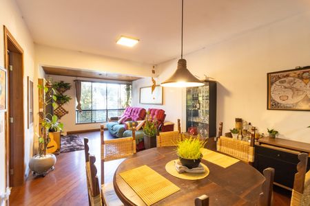 Apartamento à venda com 3 quartos, 100m² em Azenha, Porto Alegre